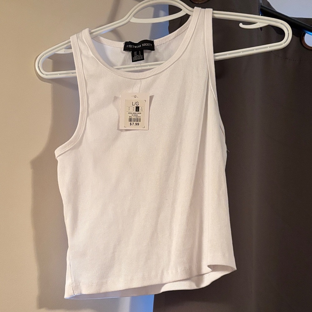 5/$25 White Sleeveless Top